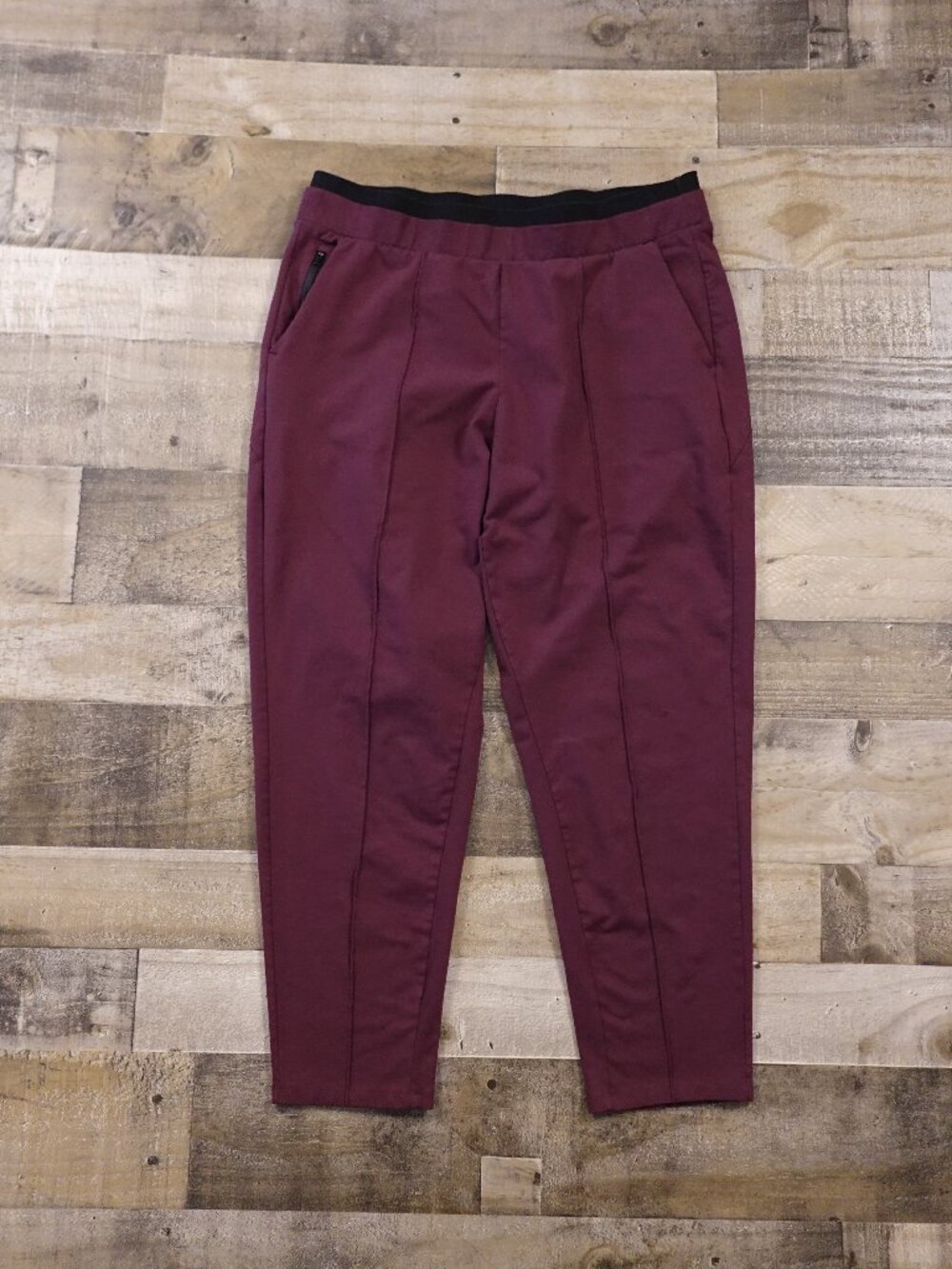 Athleta Venice Pintuck Pants Women’s Large Burgundy Stretch‎ Travel